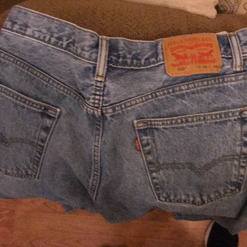 Levi 550 blue jeans